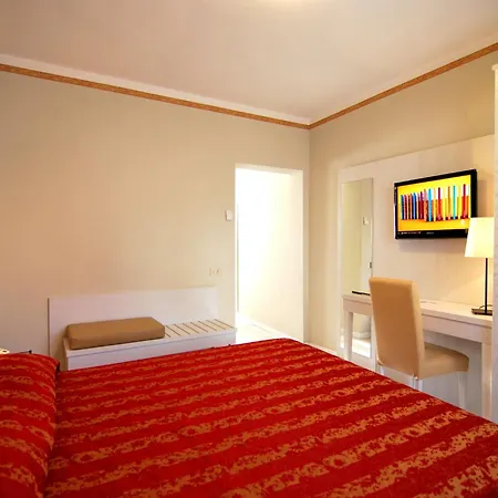 Hotel Eden 3*